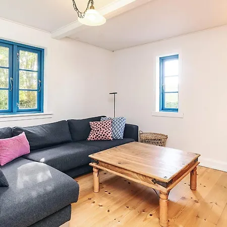 Semesterbostad 6 Person In *