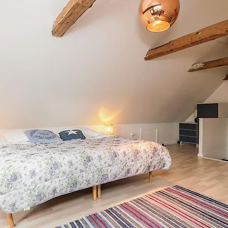 6 Person In Semesterbostad *