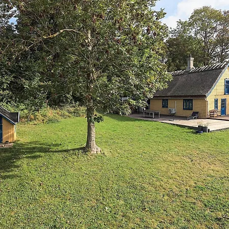 6 Person In Semesterbostad